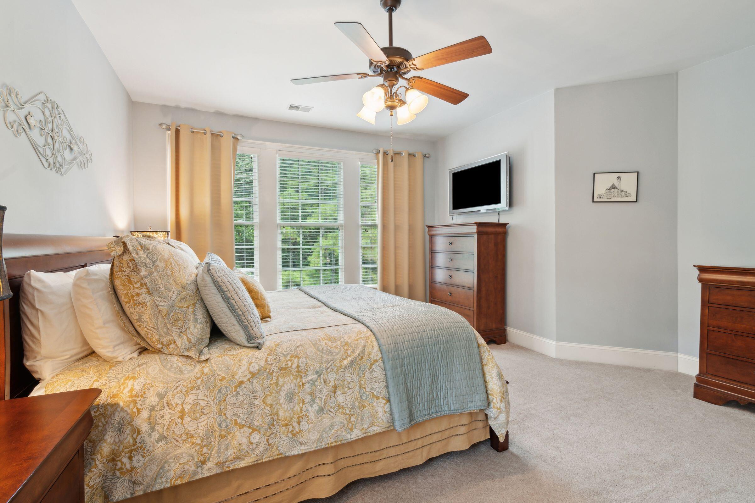 112 Royal Assembly Drive Charleston, SC 29492 - Photo 38 of 76 112RoyalAssemblyDr-KeenEyeMarketing-043