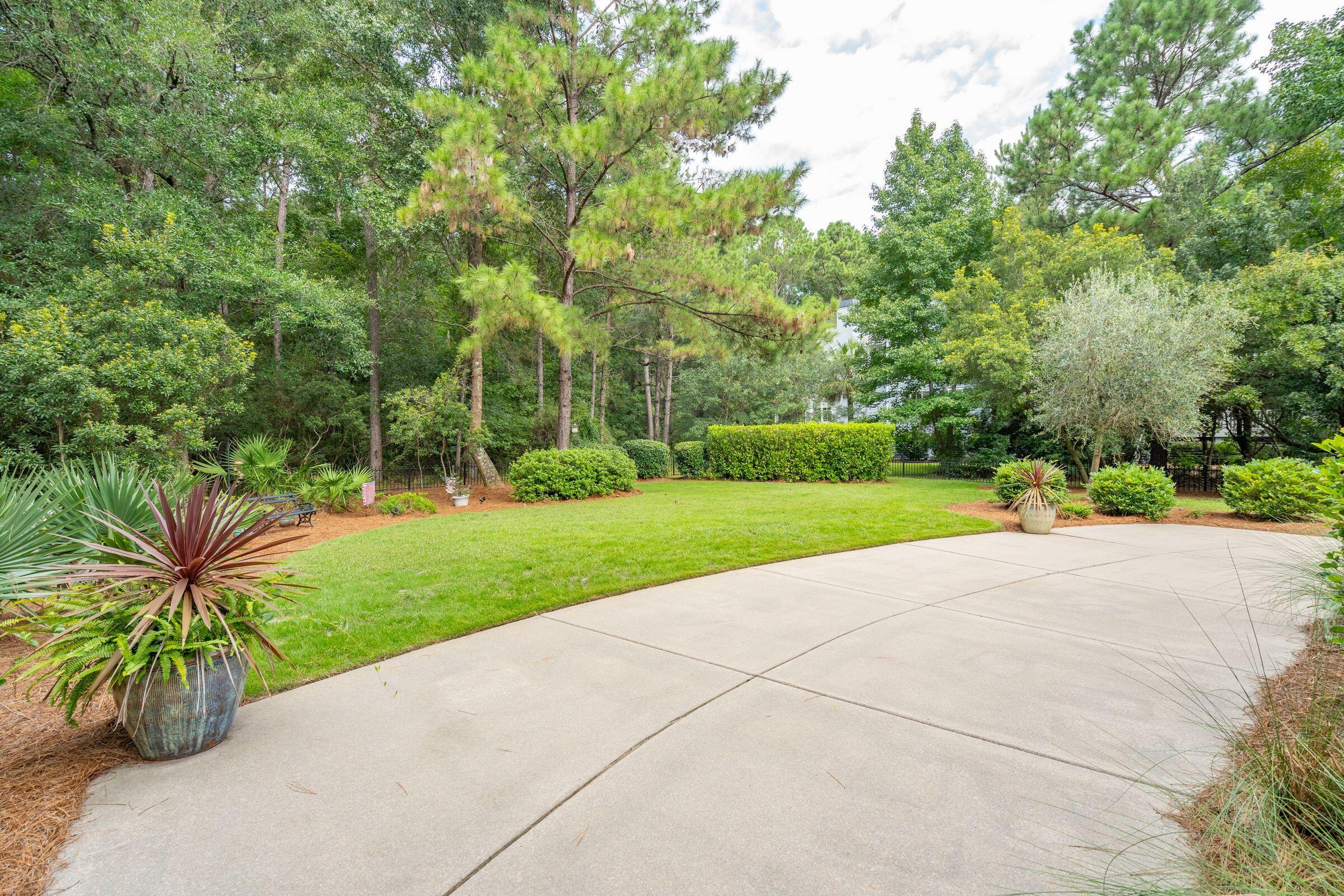 112 Royal Assembly Drive Charleston, SC 29492 - Photo 51 of 76 112RoyalAssemblyDr-KeenEyeMarketing-059