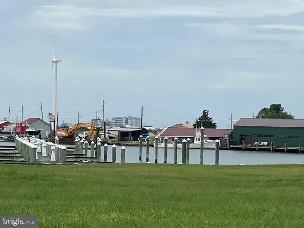 $850,000 | 987-990 Lorie C Quinn Sr Drive, Crisfield, MD 21817