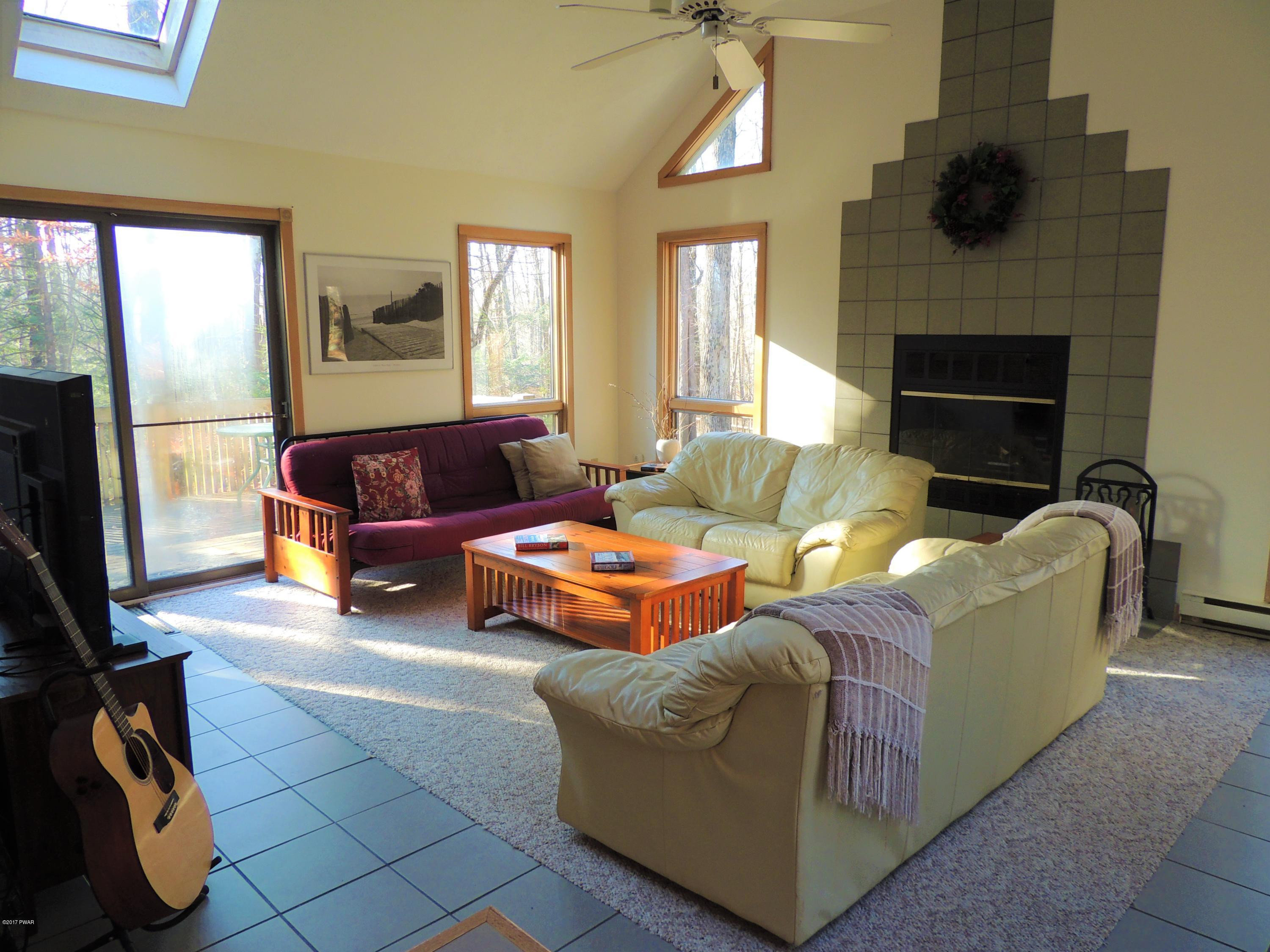 2595 Boulder Road Lake Ariel, PA 18436 - Photo 7 of 54 Boulder Great Rm