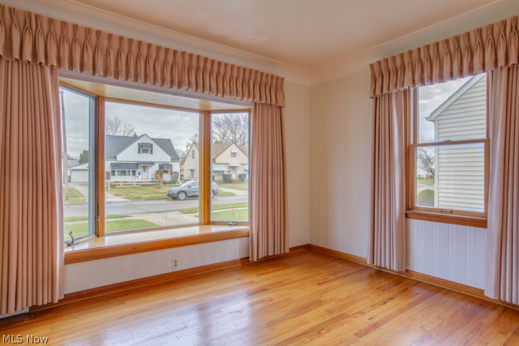 678 Pendley Road Willowick, OH 44095 - Photo 4 of 20 Gallery Image 4