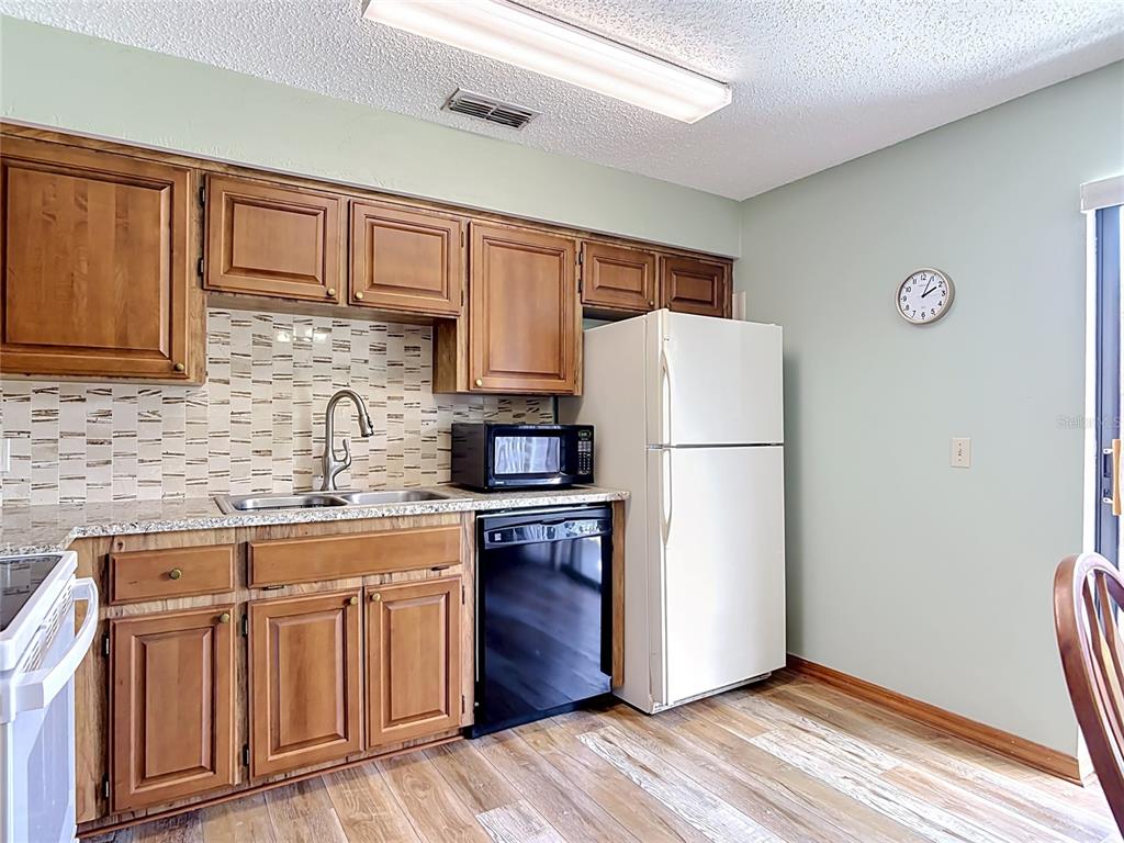 910 Big Tree Road, Unit 124 South Daytona, FL 32119 - Photo 10 of 42 Gallery Image 10
