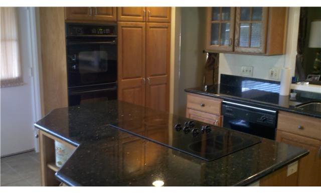 2839 Olive View Road Alpine, CA 91901 - Photo 3 of 20 Kitchen with double oven and granite counters
