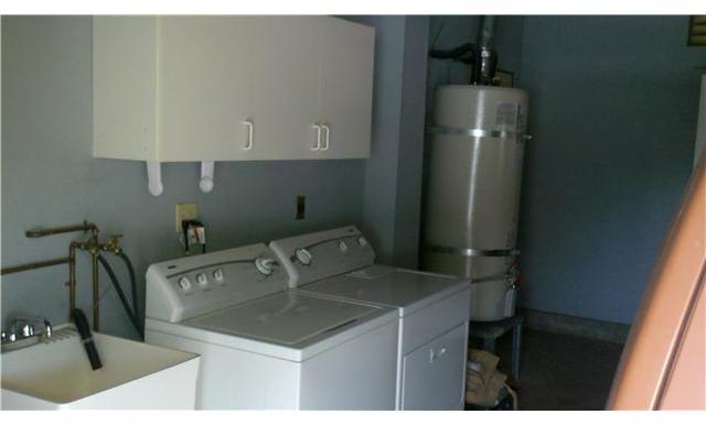 2839 Olive View Road Alpine, CA 91901 - Photo 10 of 20 Laundry area in garage