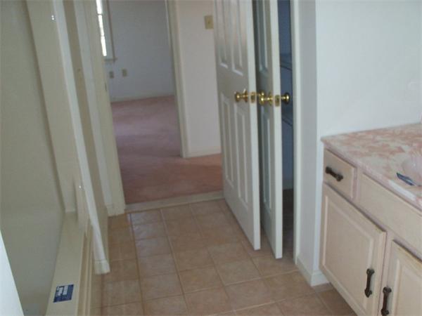 268 Orswell Street Fall River, MA 02721 - Photo 3 of 3 Gallery Image 3