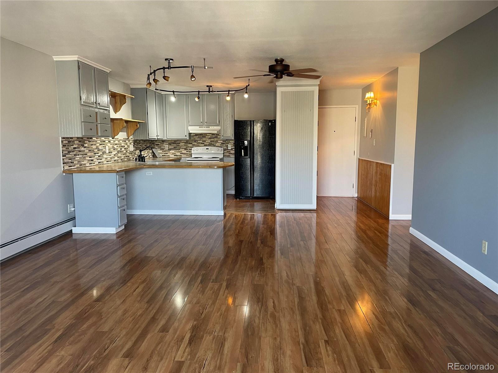 3465 South Poplar St Unit 606  