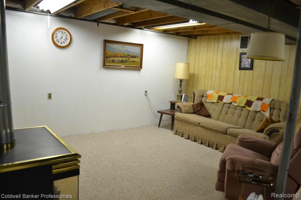 1939 Mayfield Road Lapeer, MI 48446 - Photo 20 of 23