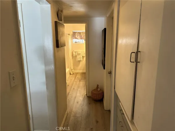 $2,450 | 440 Chestnut Avenue, Unit 2D, Long Beach, CA 90802