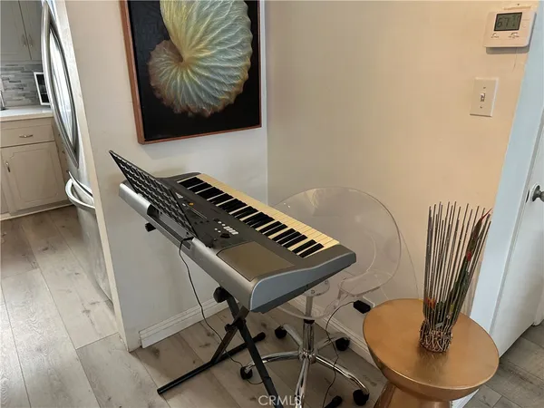 $2,450 | 440 Chestnut Avenue, Unit 2D, Long Beach, CA 90802