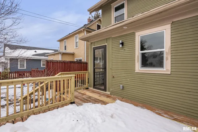 $295,000 | 1203 West Locust Street, Davenport, IA 52804