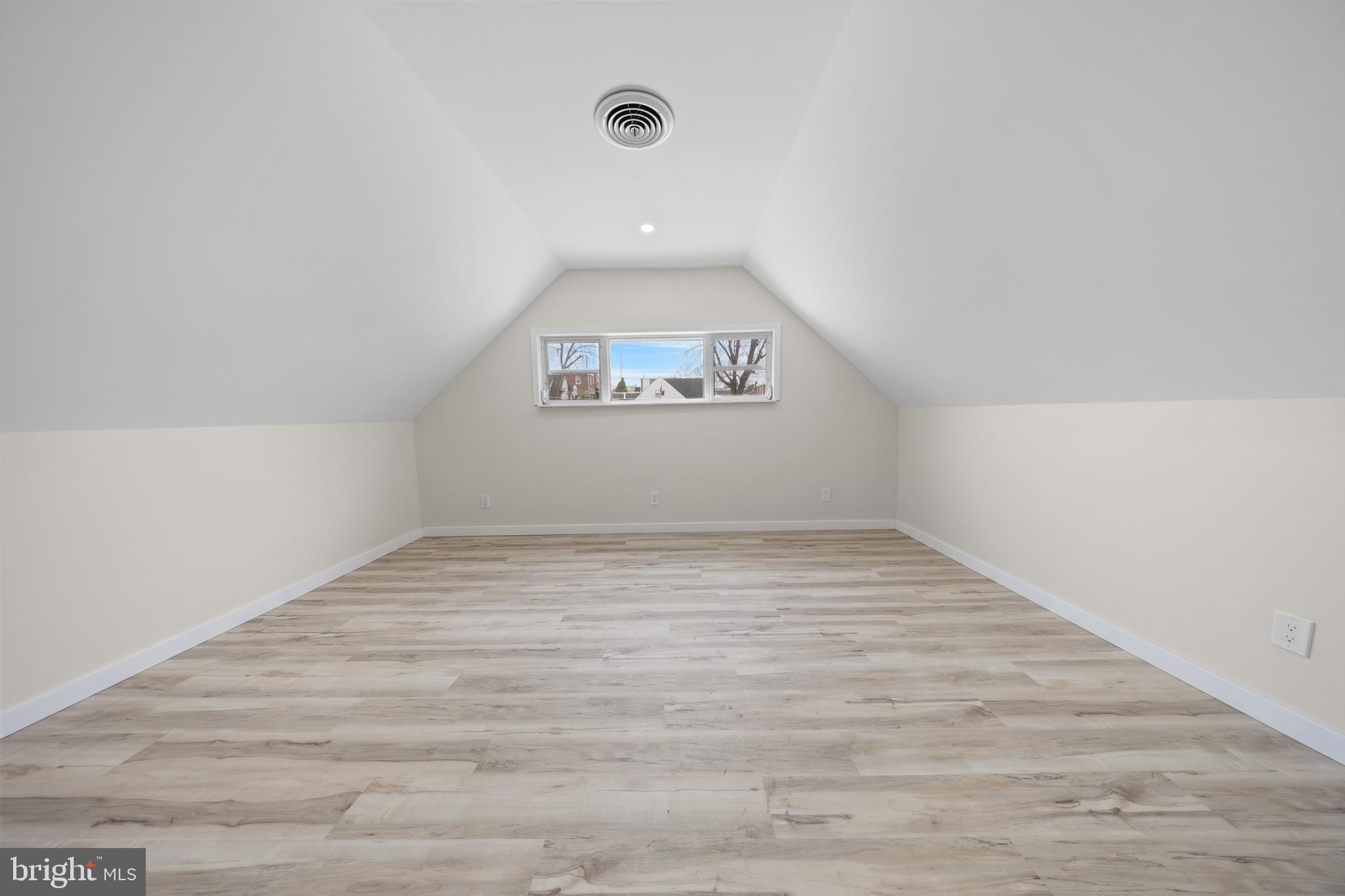 727 Sherrie Road Philadelphia, PA 19115 - Photo 5 of 18 a view of empty room