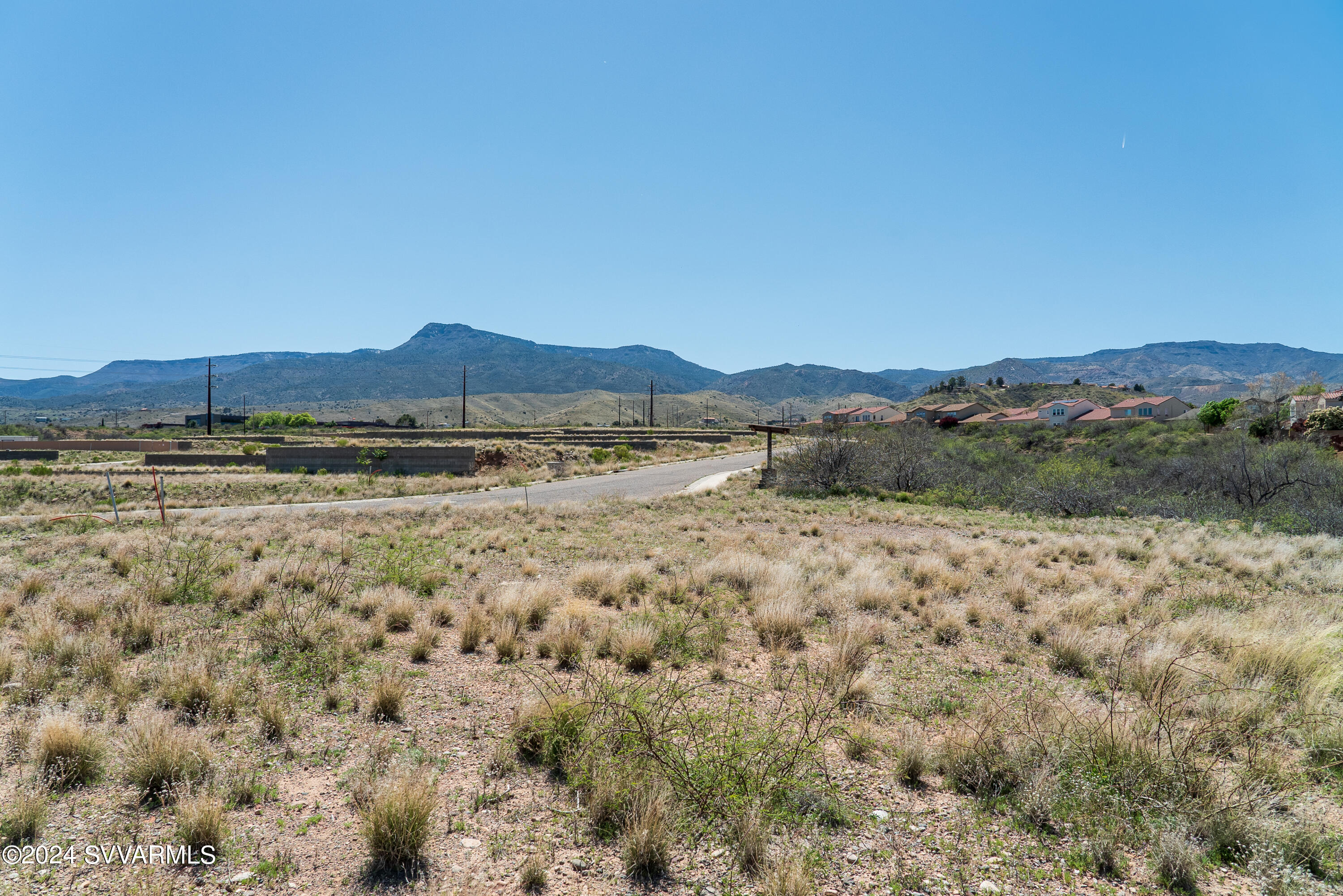 699 Moore Gulch Road, Unit LOT 117 Clarkdale, AZ 86324 - Photo 63 of 81 a view of an outdoor space with mountain view
