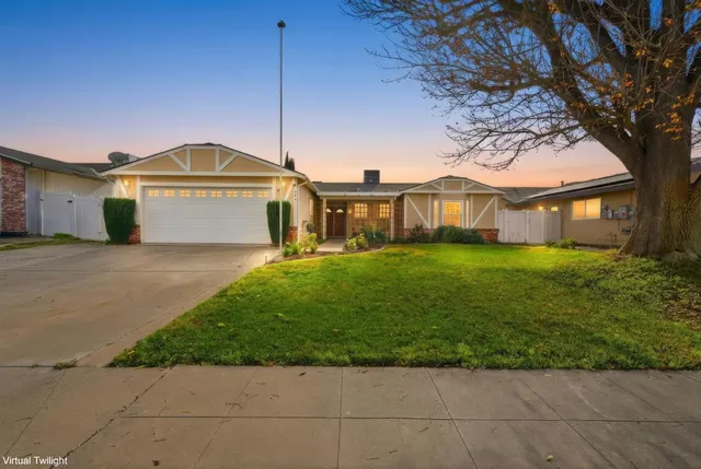 $409,000 | 905 Redwood Lane, Lemoore, CA 93245