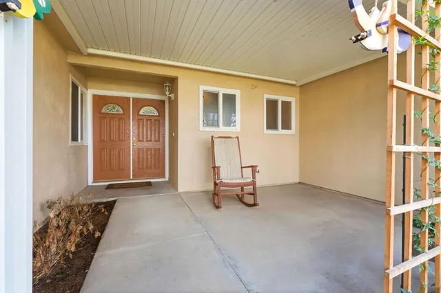 $409,000 | 905 Redwood Lane, Lemoore, CA 93245