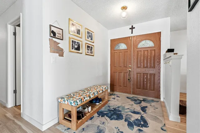 $409,000 | 905 Redwood Lane, Lemoore, CA 93245