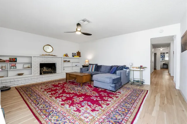 $409,000 | 905 Redwood Lane, Lemoore, CA 93245