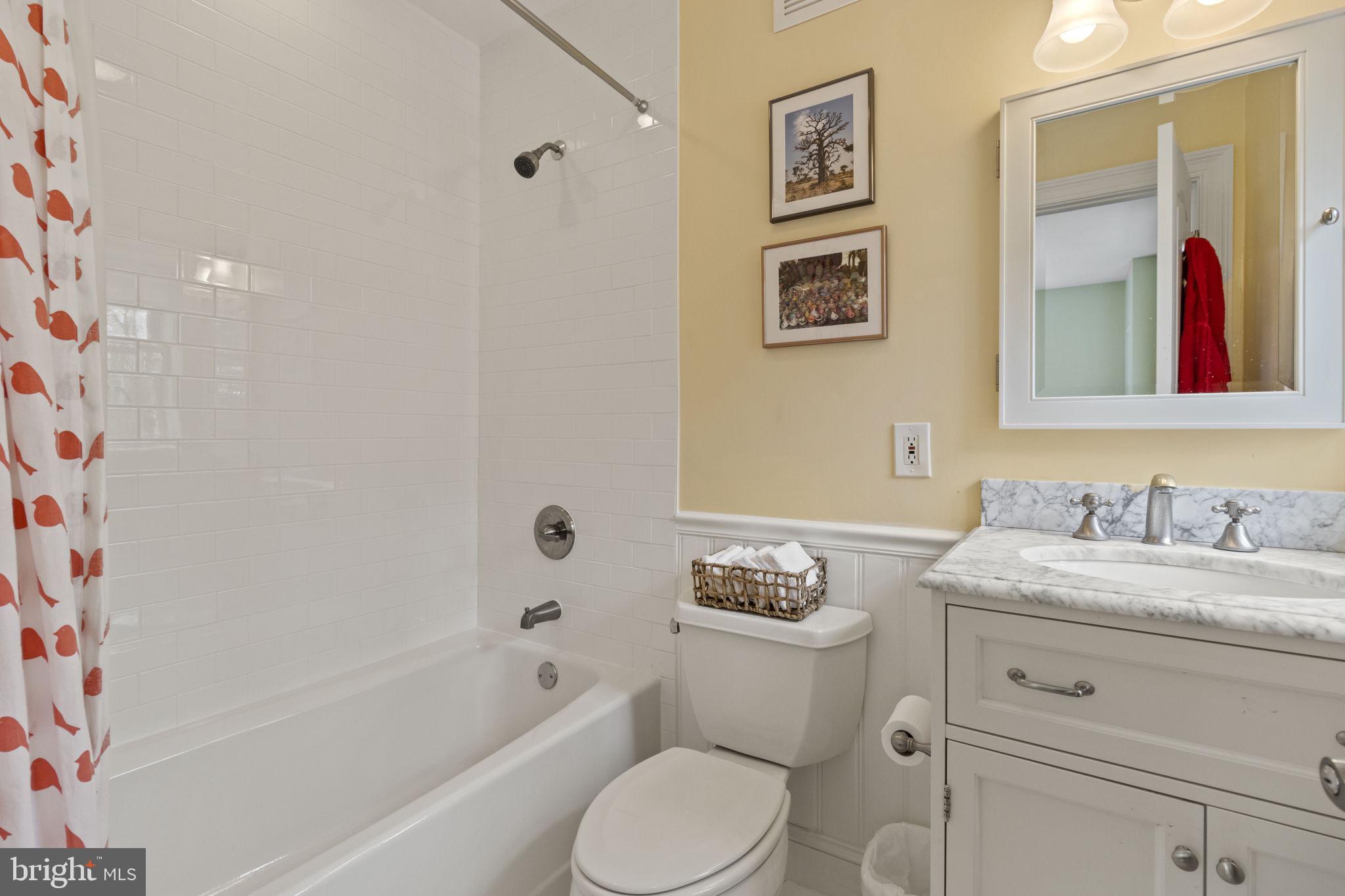 4321 Pinetree Road Rockville, MD 20853 - Photo 63 of 77 Guest House Bath