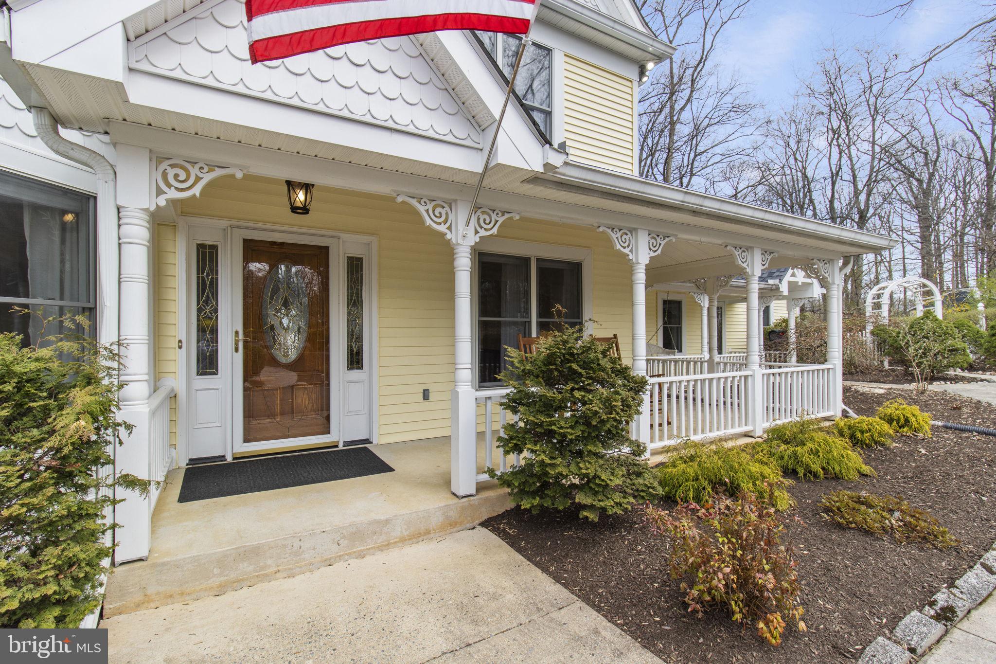 4321 Pinetree Road Rockville, MD 20853 - Photo 73 of 77 Exterior - Early Spring