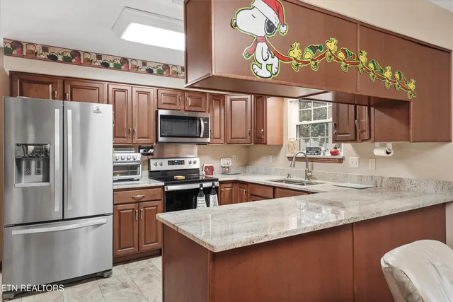 $774,900 | 9228 Washington Pike, Corryton, TN 37721