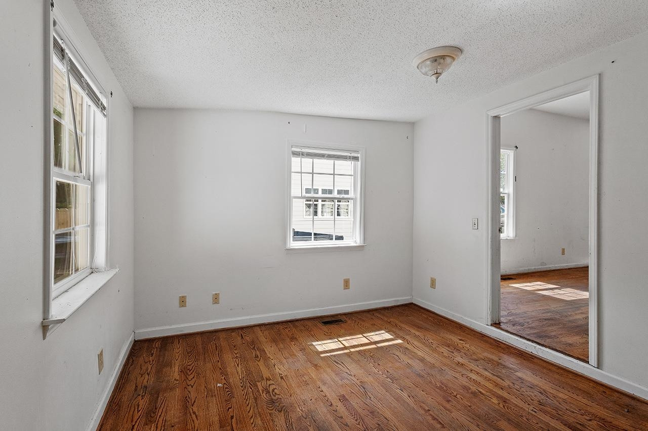 24 Dixie Trail Raleigh, NC 27607 - Photo 22 of 38 Photo 22