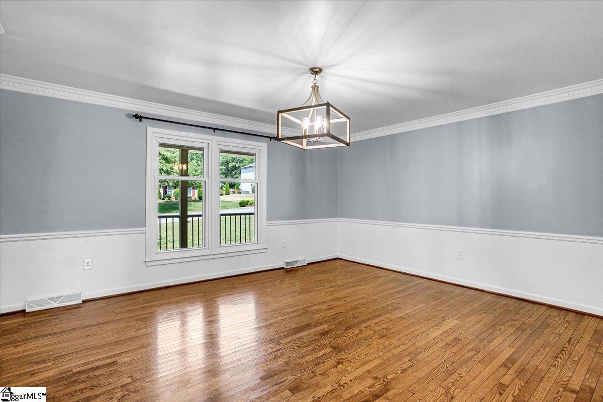 105 Middle Brook Road Greer, SC 29650 - Photo 8 of 30