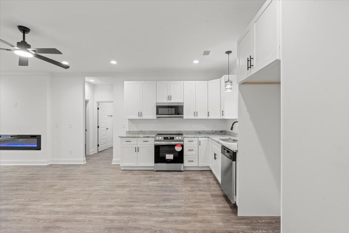 4005 Rambling Way Hephzibah, GA 30815 - Photo 13 of 30 13-Kitchen