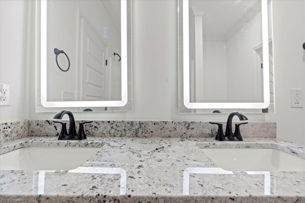 4005 Rambling Way Hephzibah, GA 30815 - Photo 21 of 30 21-Owners Bathroom
