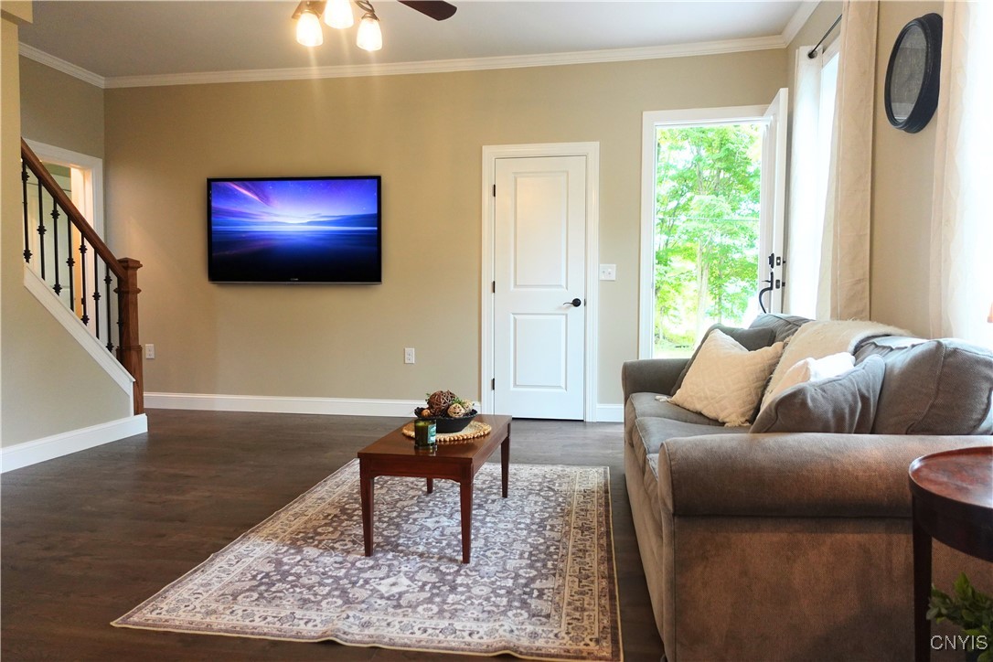 261 Merrit Road Granby, NY 13069 - Photo 10 of 46