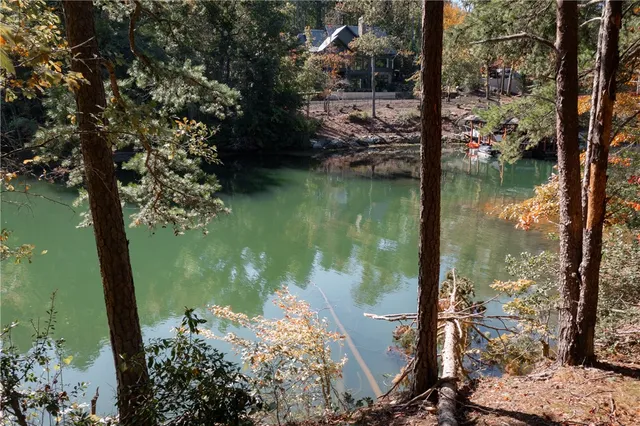 $560,000 | 15 Village View Drive, Sunset, SC 29685