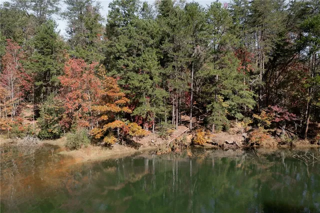 $560,000 | 15 Village View Drive, Sunset, SC 29685