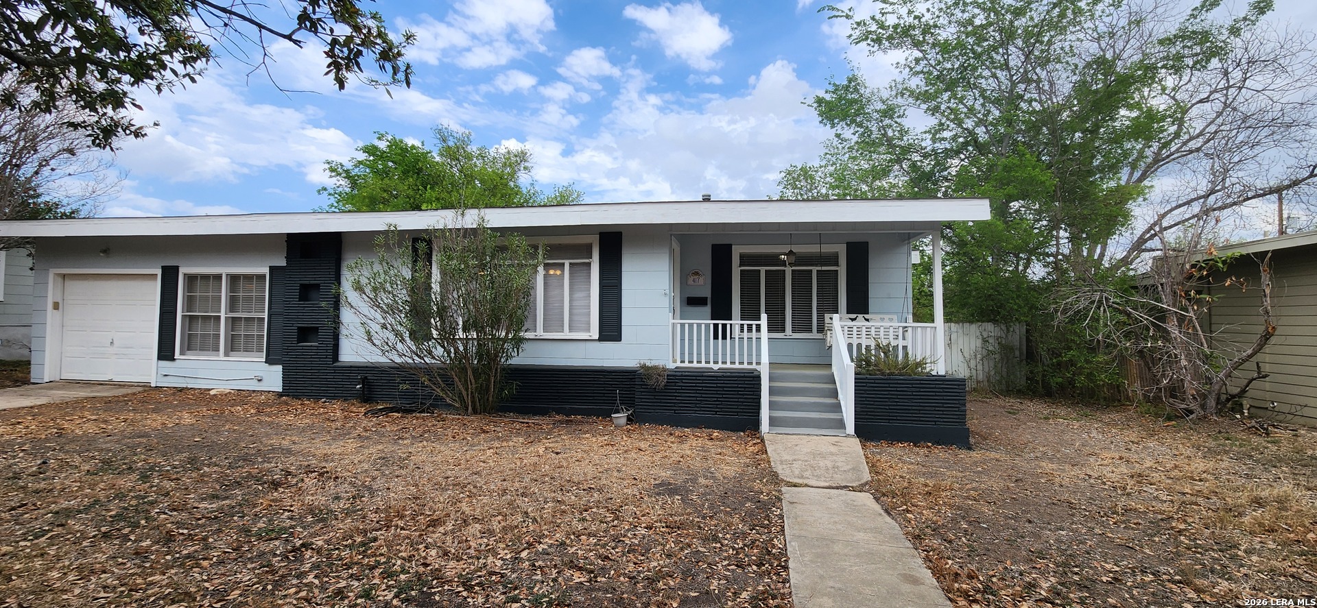 417 South Vandiver Road Terrell Hills, TX 78209 - Photo 1 of 22