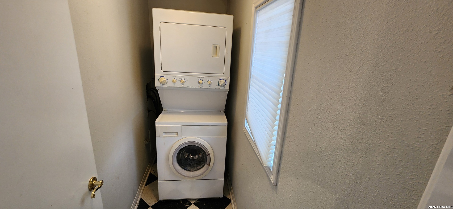 417 South Vandiver Road Terrell Hills, TX 78209 - Photo 20 of 22