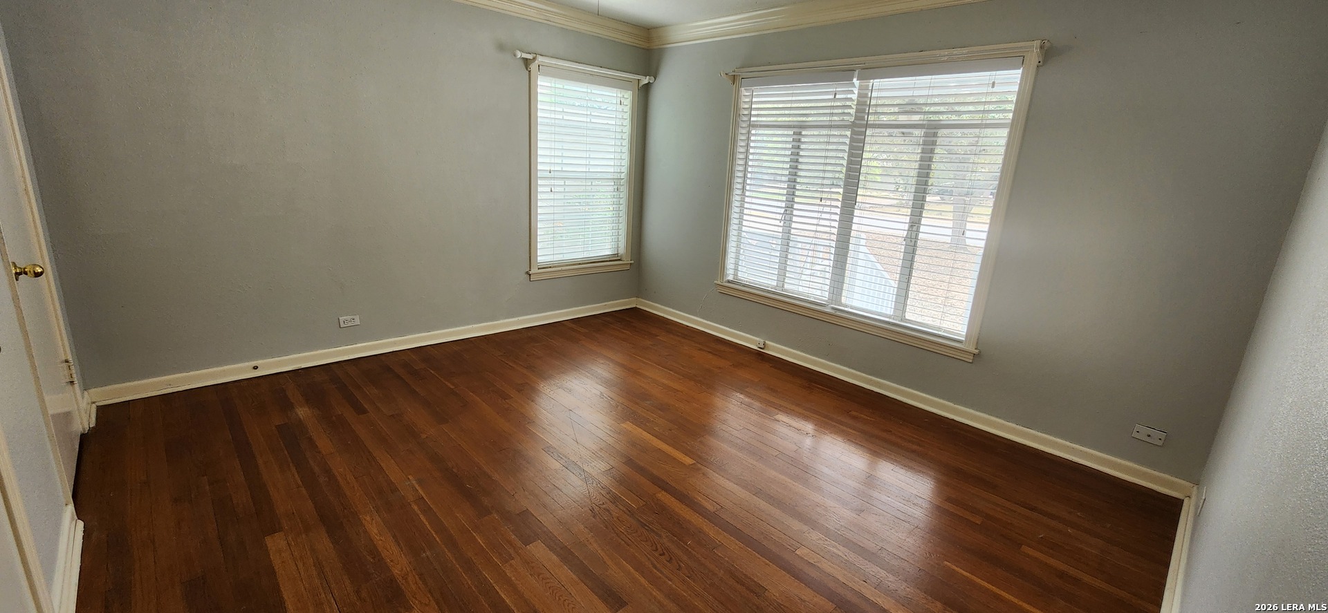 417 South Vandiver Road Terrell Hills, TX 78209 - Photo 9 of 22