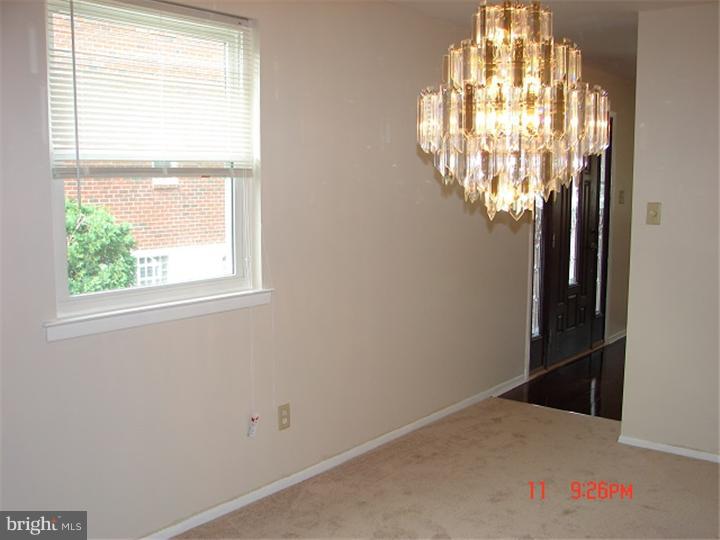 11707 Lockart Road Philadelphia, PA 19116 - Photo 7 of 20 Gallery Image 7