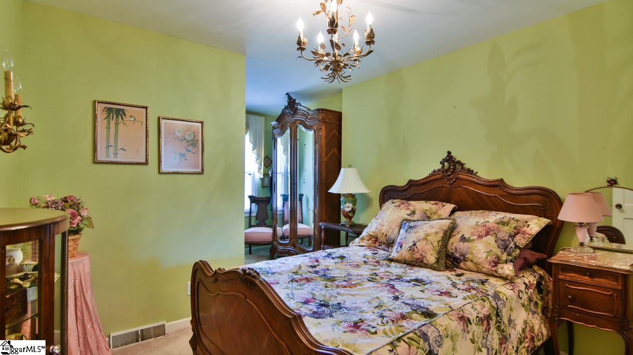300 Duncan Road Travelers Rest, SC 29690 - Photo 9 of 36 Gallery Image 9