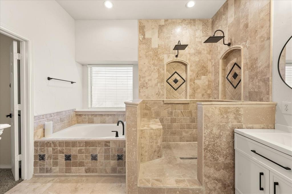 1409 Spinnaker Lane Azle, TX 76020 - Photo 15 of 40