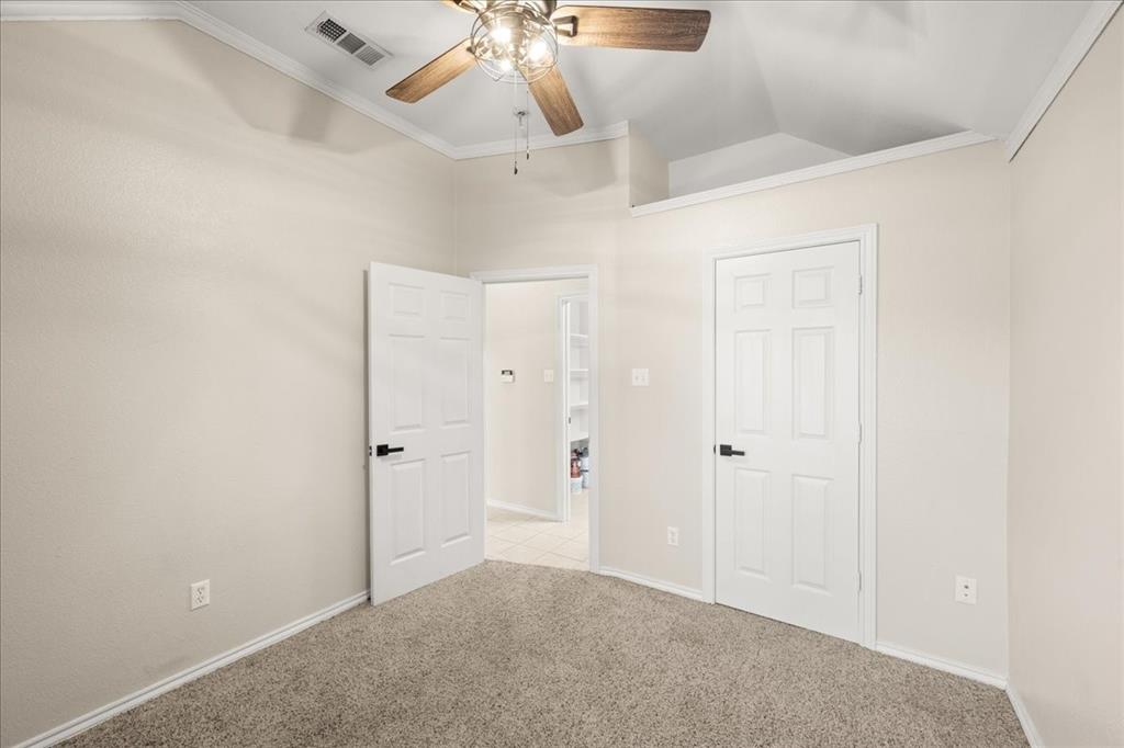 1409 Spinnaker Lane Azle, TX 76020 - Photo 22 of 40