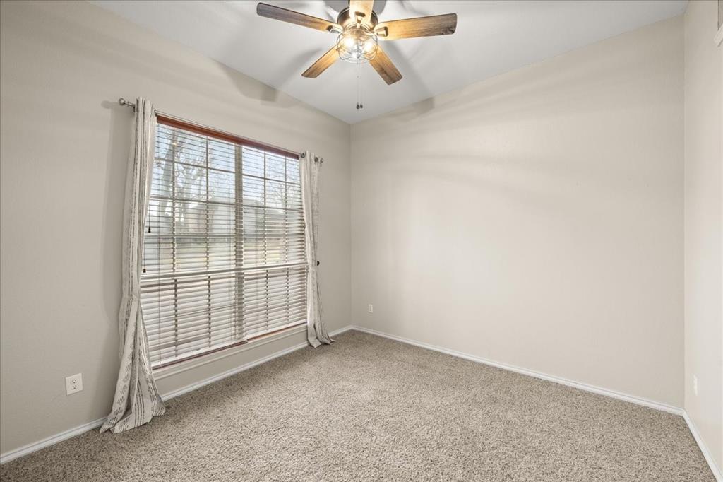 1409 Spinnaker Lane Azle, TX 76020 - Photo 25 of 40