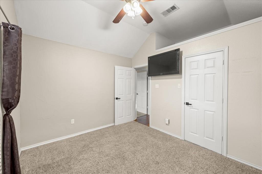 1409 Spinnaker Lane Azle, TX 76020 - Photo 28 of 40