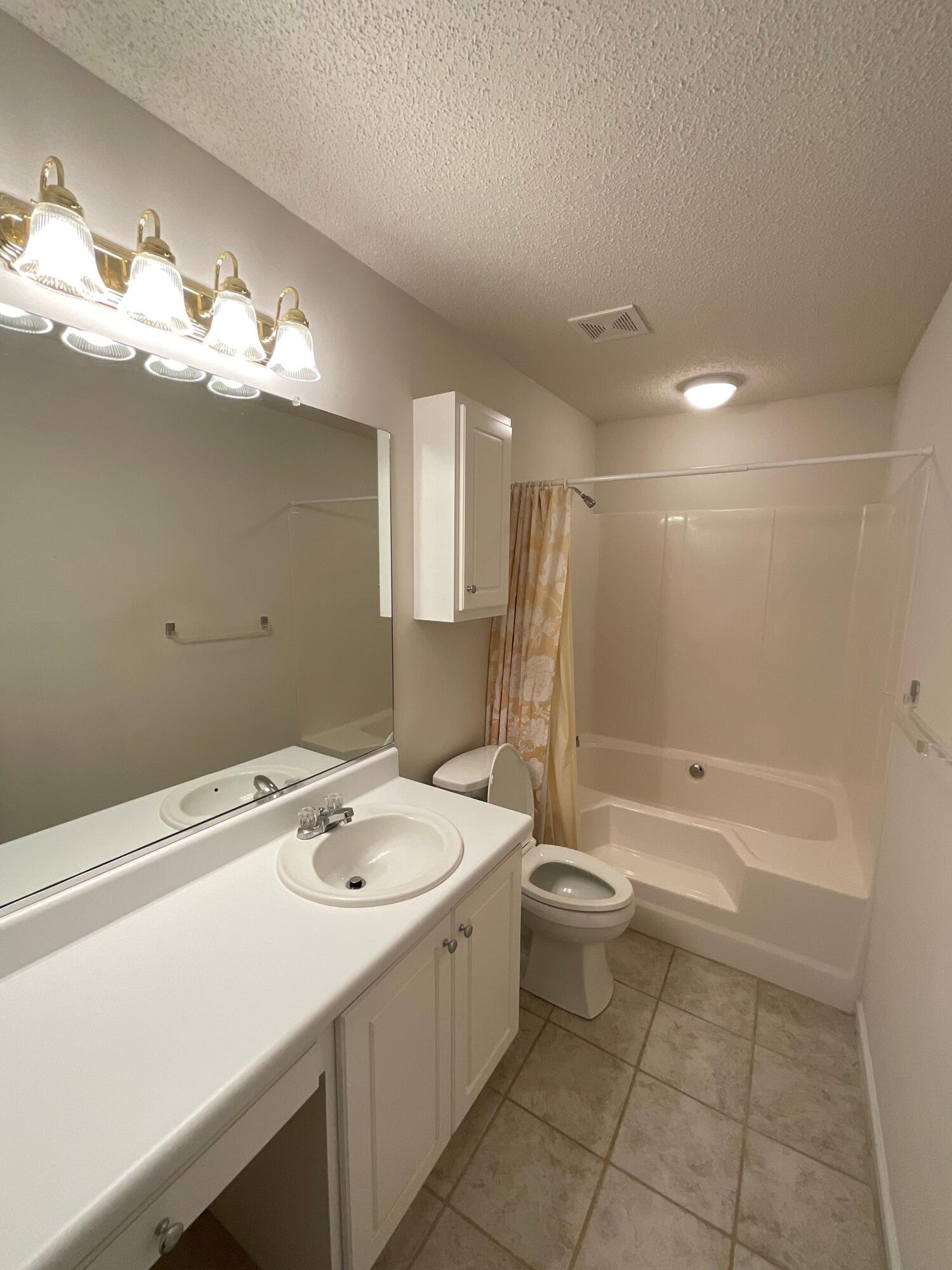 2007 Caton Drive Augusta, GA 30909 - Photo 16 of 20 Primary Bathroom