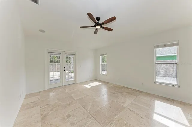 $2,500 | 3438 Branch Creek Drive, Sarasota, FL 34235