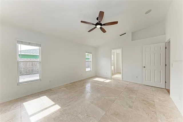 $2,500 | 3438 Branch Creek Drive, Sarasota, FL 34235