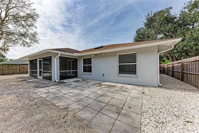 $2,500 | 3438 Branch Creek Drive, Sarasota, FL 34235