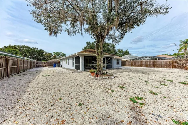 $2,500 | 3438 Branch Creek Drive, Sarasota, FL 34235