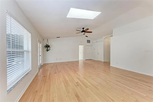 $2,500 | 3438 Branch Creek Drive, Sarasota, FL 34235