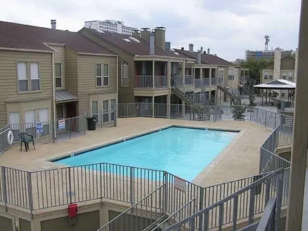 $1,595 | 2529 Rio Grande Street, Unit 76, Austin, TX 78705