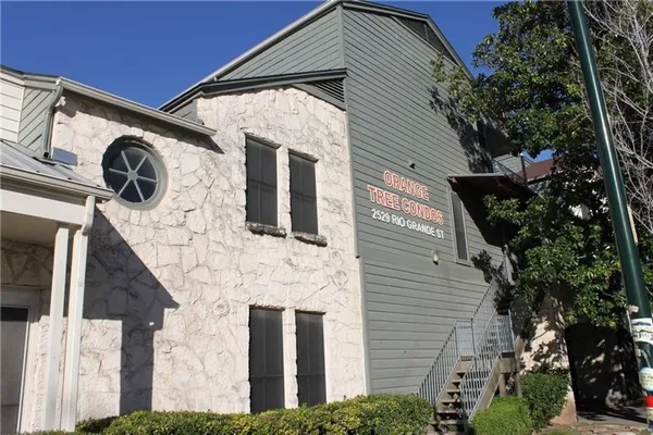 $1,595 | 2529 Rio Grande Street, Unit 76, Austin, TX 78705
