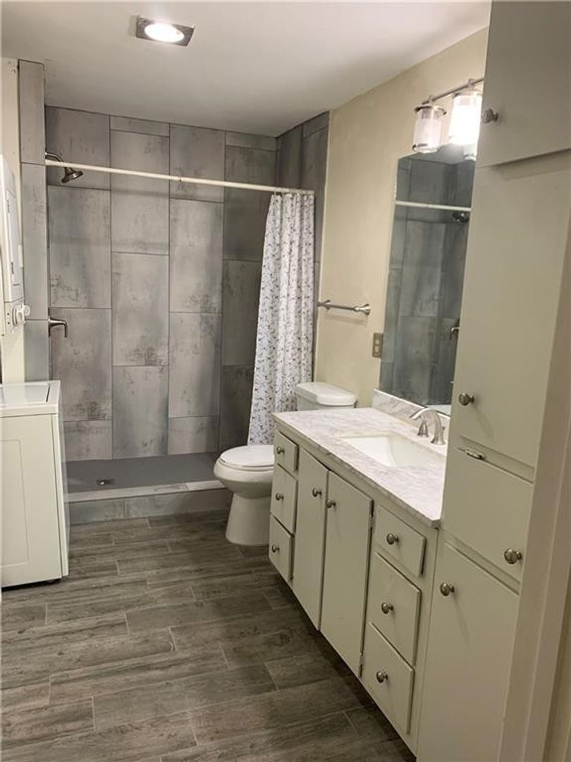 2529 Rio Grande Street, Unit 76 Austin, TX 78705 - Photo 10 of 13