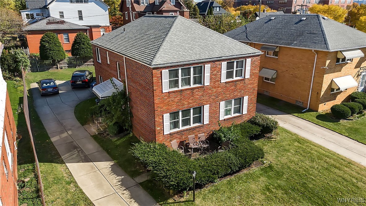 625 Busti Avenue Buffalo, NY 14213 - Photo 2 of 47