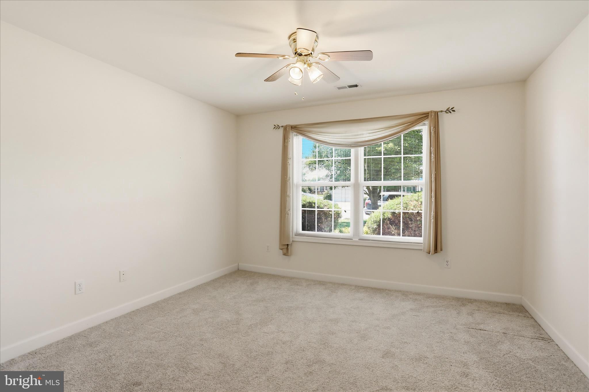 127 Spanish Oak Road Stephens City, VA 22655 - Photo 27 of 35